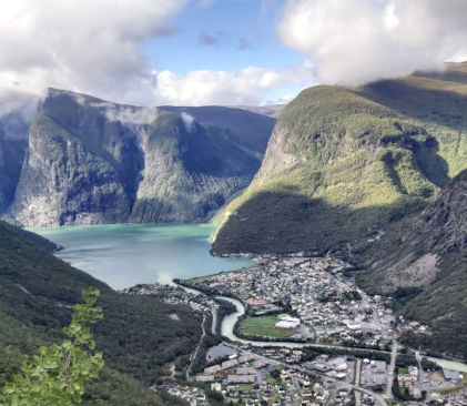 Panorama Ardal, petit village au bout du Sognefjord